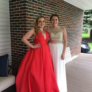 Meet your Posher, Alexa